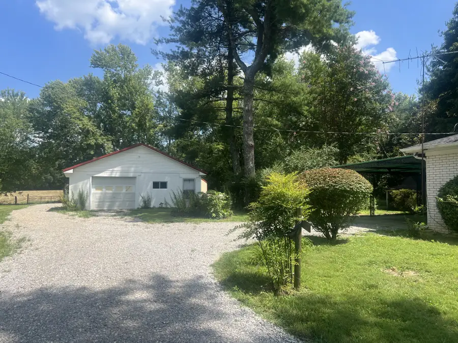 575 Jackson Rd, Portland, TN 37148 - #3