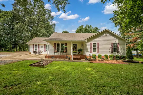 502 Bob Hollow Rd, Burns, TN 37029