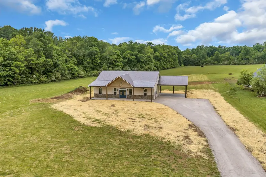 682 E Piney Rd E, Dickson, TN 37055 - #3