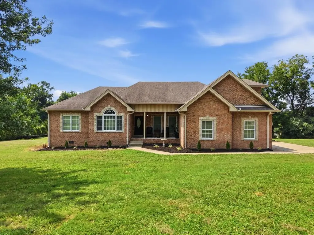 375 Brummitt Rd, Castalian Springs, TN 37031 - #1