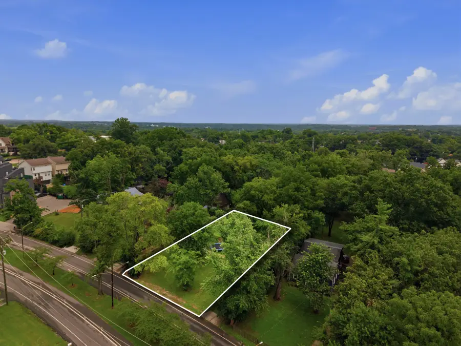 1521 Riverside Dr, Nashville, TN 37206 - #2