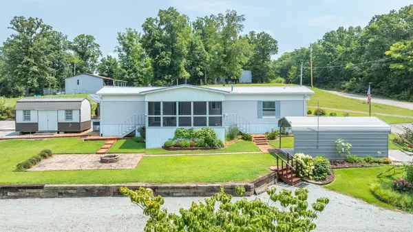 181 Lower Roans Creek Rd, Linden, TN 37096