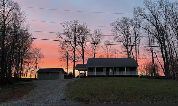 135 Central Ave Avenue, Benton, TN 37307