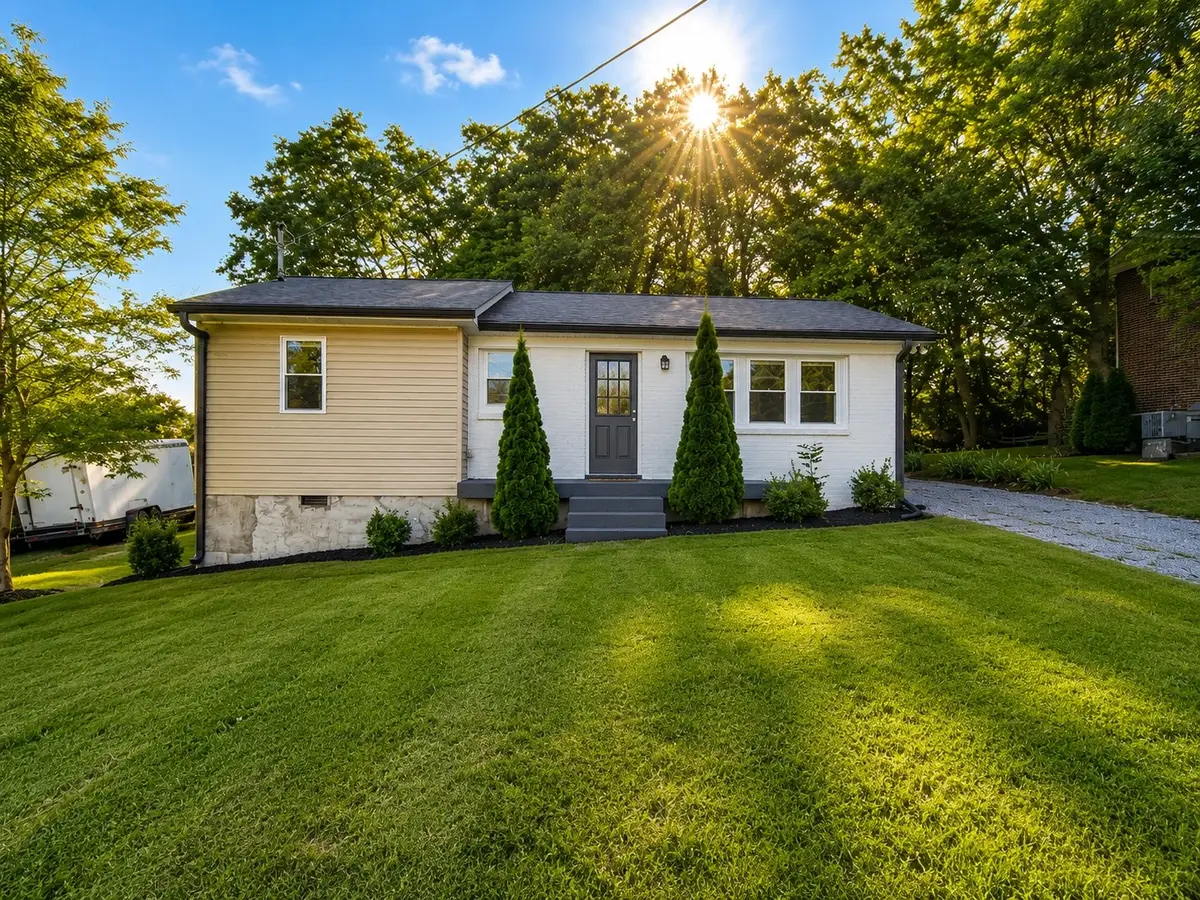 105 Williams St, Woodbury, TN 37190 - #1