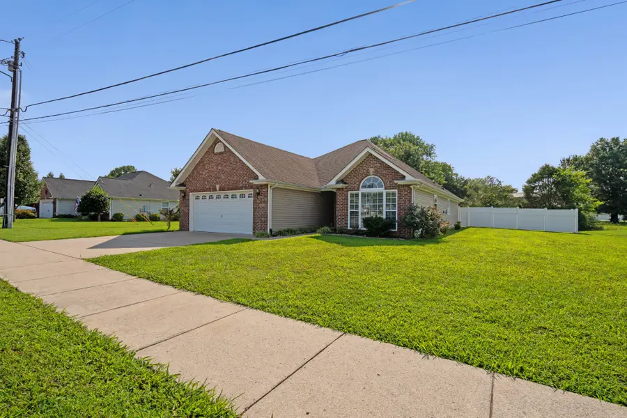 304 Providence Dr, Lebanon, TN 37087 - #2