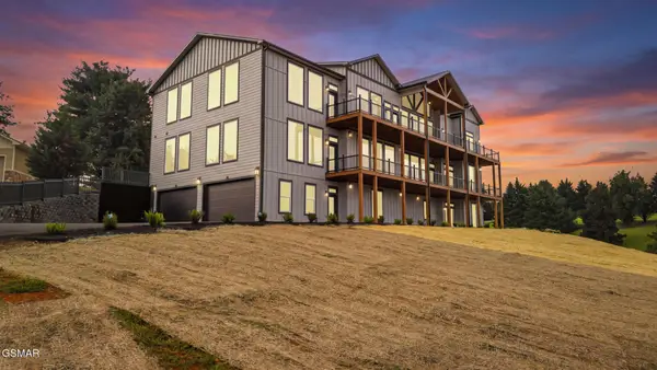1495 Wendron Moors Drive, Sevierville, TN 37862