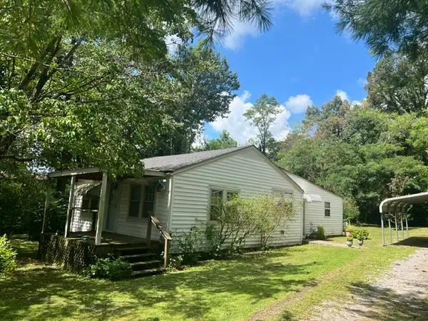 920 Highland Dr, Manchester, TN 37355