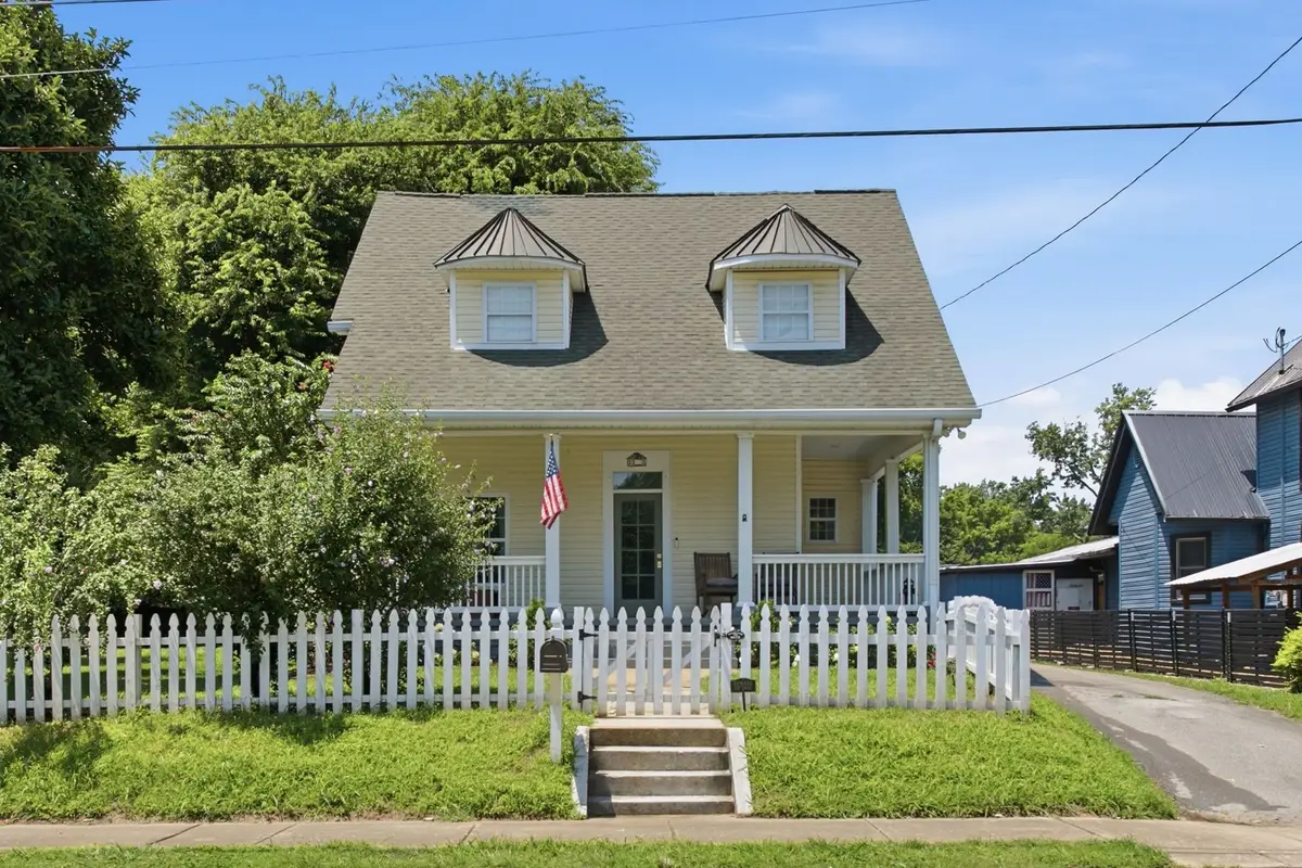 210 S Main St, Mount Pleasant, TN 38474 - #1