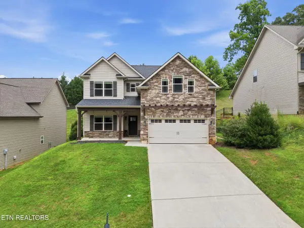 1230 Peake Lane, Knoxville, TN 37922