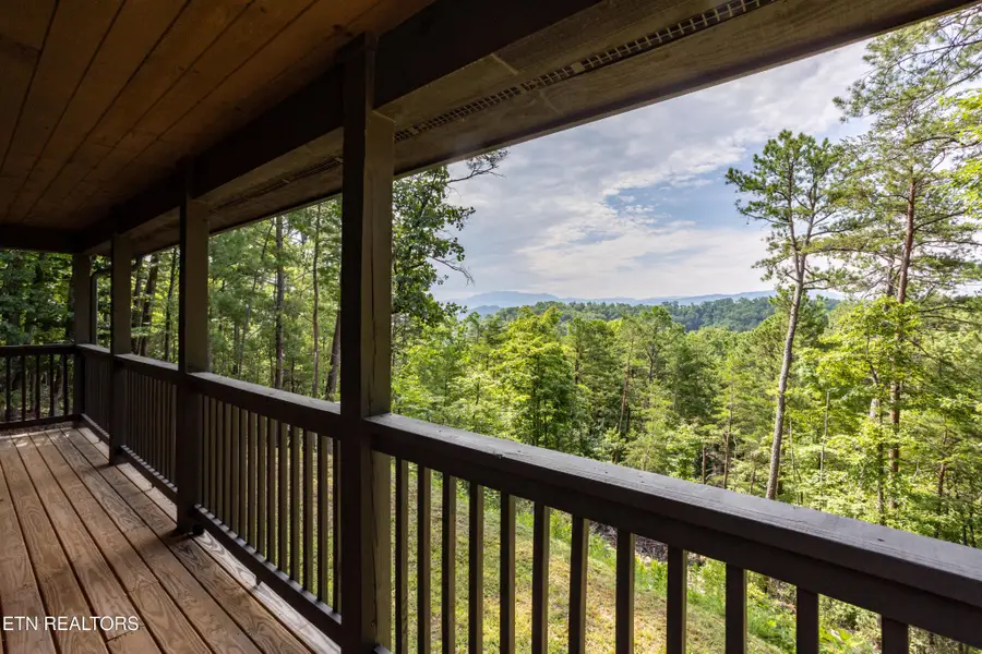 1936 Seagle Hollow Rd, Sevierville, TN 37876 - #2