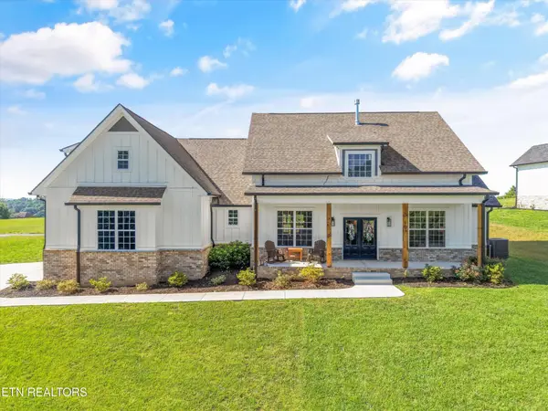 2609 Clyde Ed Rd, Kodak, TN 37764