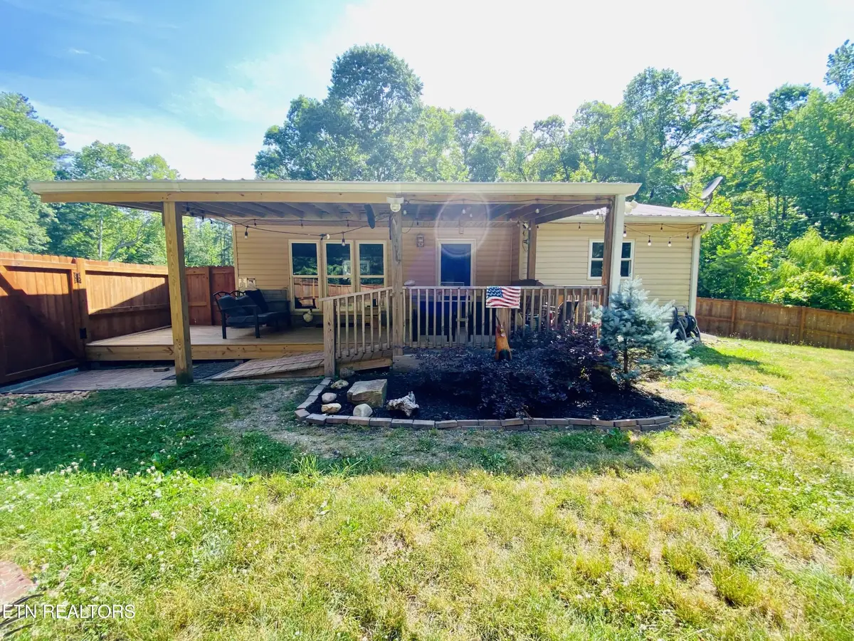 207 Blackburn Lane, Lenoir City, TN 37771 - #1