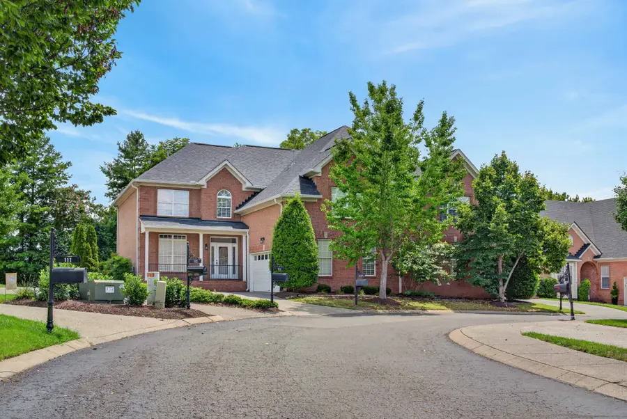 117 Belmont Cir, Hendersonville, TN 37075 - #2