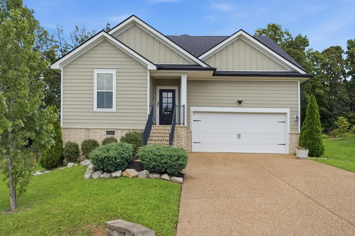 271 Christine Dr, Lebanon, TN 37087 - #1