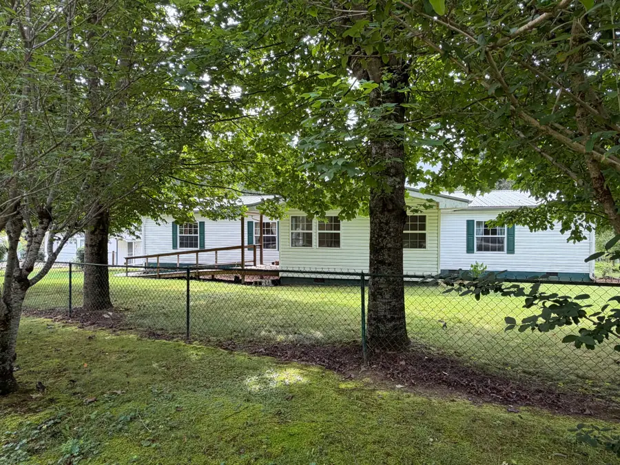 704 Canyon Dr, Altamont, TN 37301 - #3