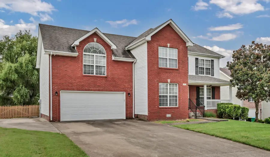 3332 Victoria Ct, Clarksville, TN 37043 - #3