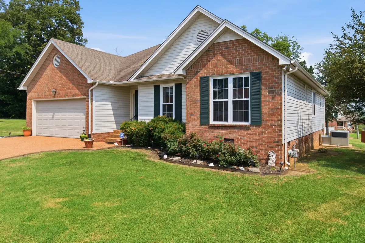 3512 Pinwheel Dr, Antioch, TN 37013 - #1