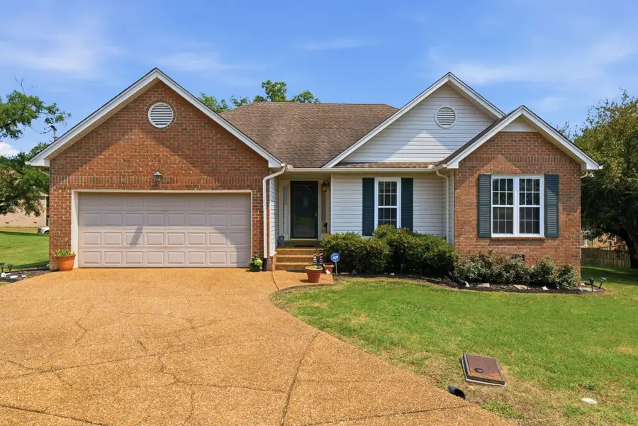 3512 Pinwheel Dr, Antioch, TN 37013 - #2