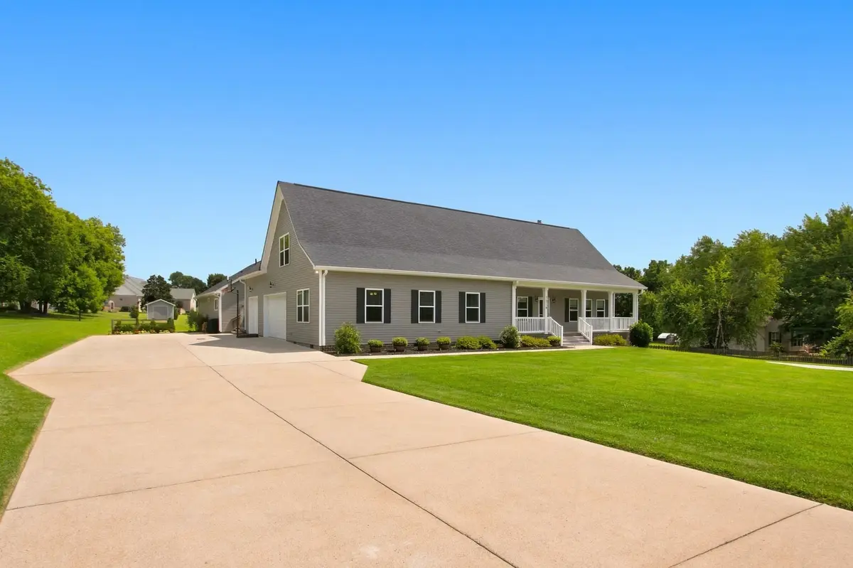 3816 Petty Ln, Columbia, TN 38401 - #1