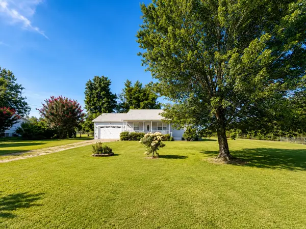 273 Jones Rd, Taft, TN 38488