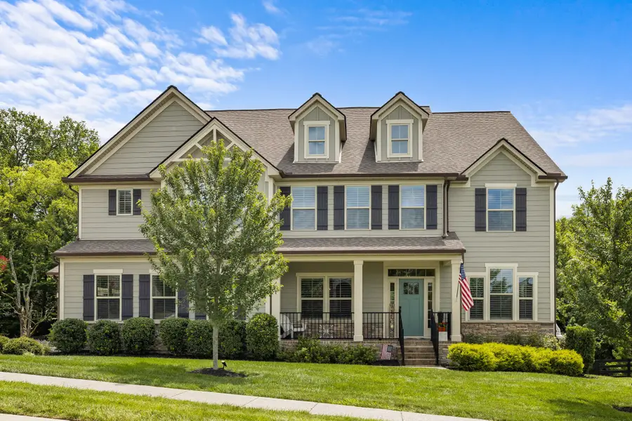 7017 Farm Field Dr, College Grove, TN 37046 - #2