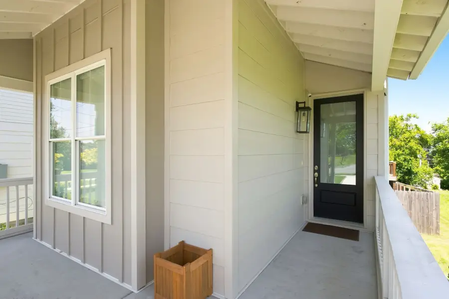 2318 Batavia St, Nashville, TN 37208 - #3