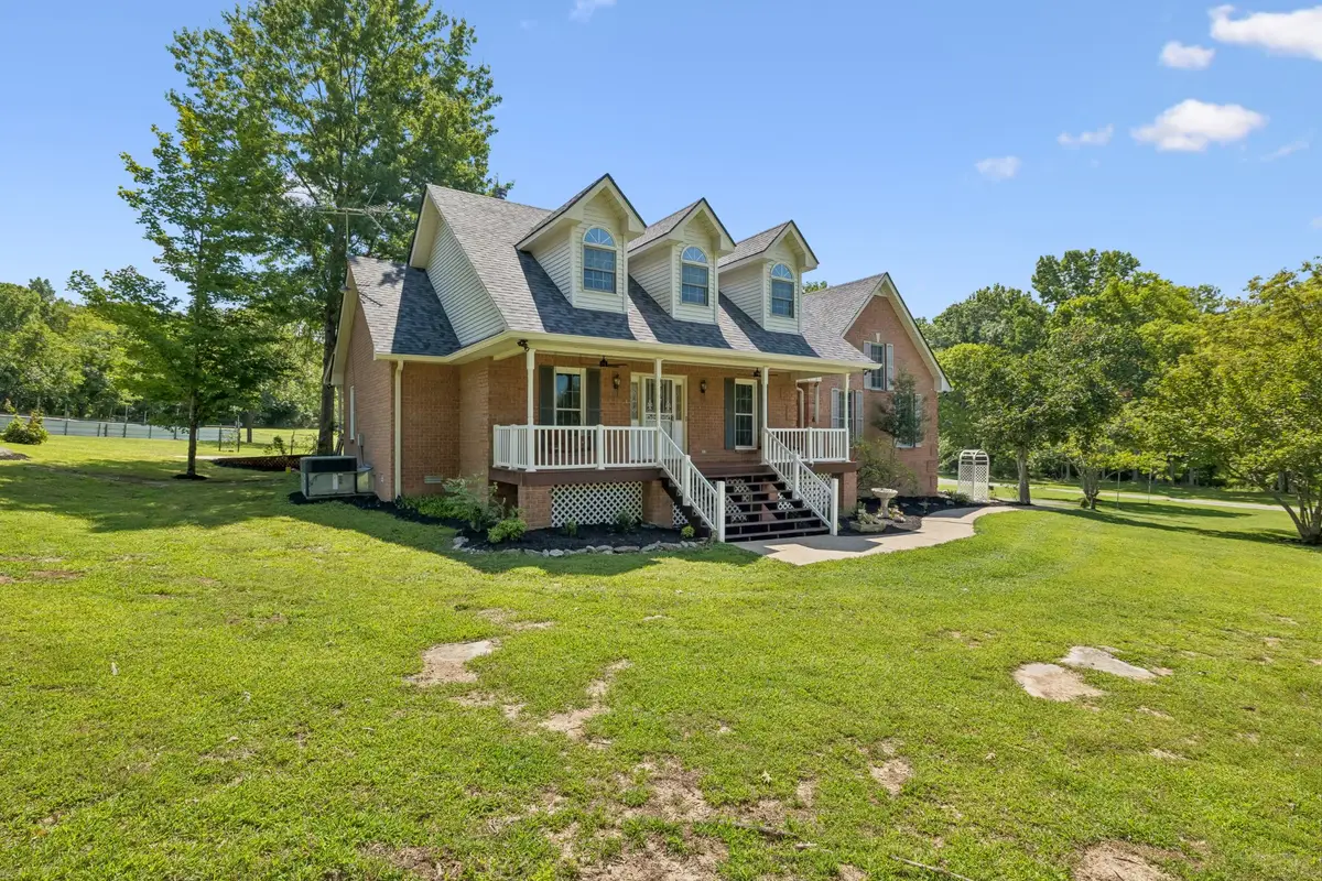6284 Se Tater Peeler Rd, Lebanon, TN 37090 - #1
