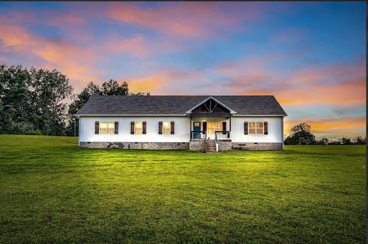 271 Louis Tuttle Rd, Westmoreland, TN 37186 - #1