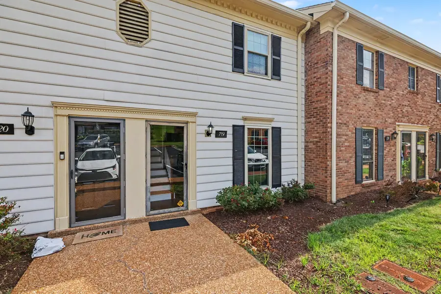 719 Fox Ridge Dr, Brentwood, TN 37027 - #2