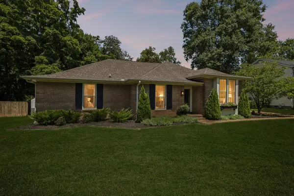 410 Stable Dr, Franklin, TN 37069