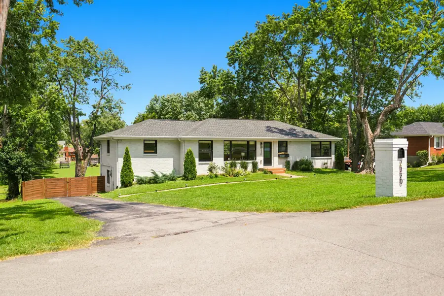 2320 Ridgeland Dr, Nashville, TN 37214 - #2