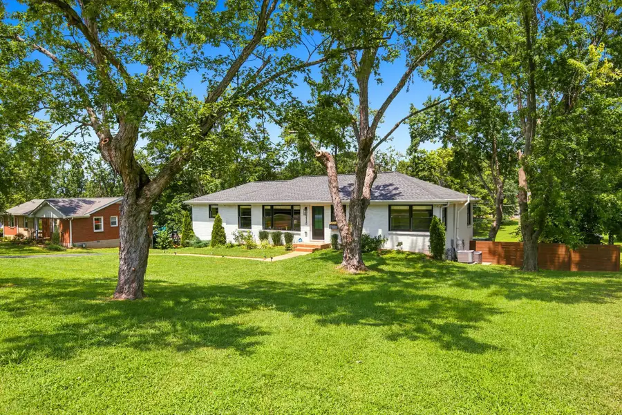 2320 Ridgeland Dr, Nashville, TN 37214 - #3