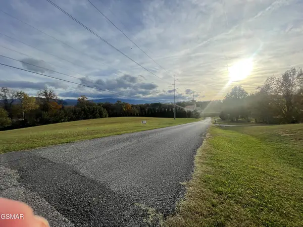 3734 Robert E Lee Drive, Newport, TN 37821