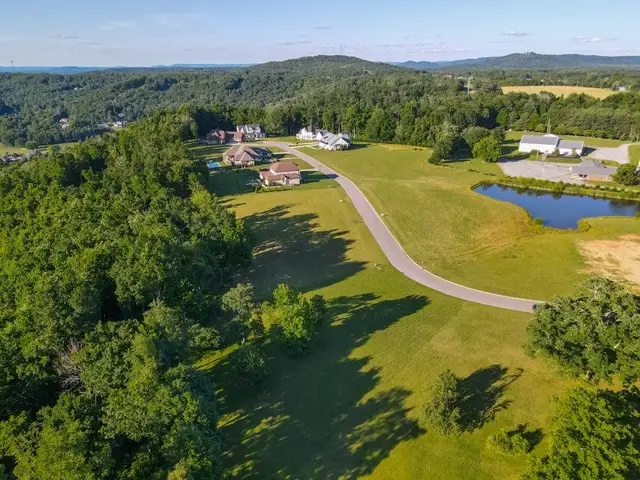 2130 Pinnacle Vw, Cookeville, TN 38506 - #2