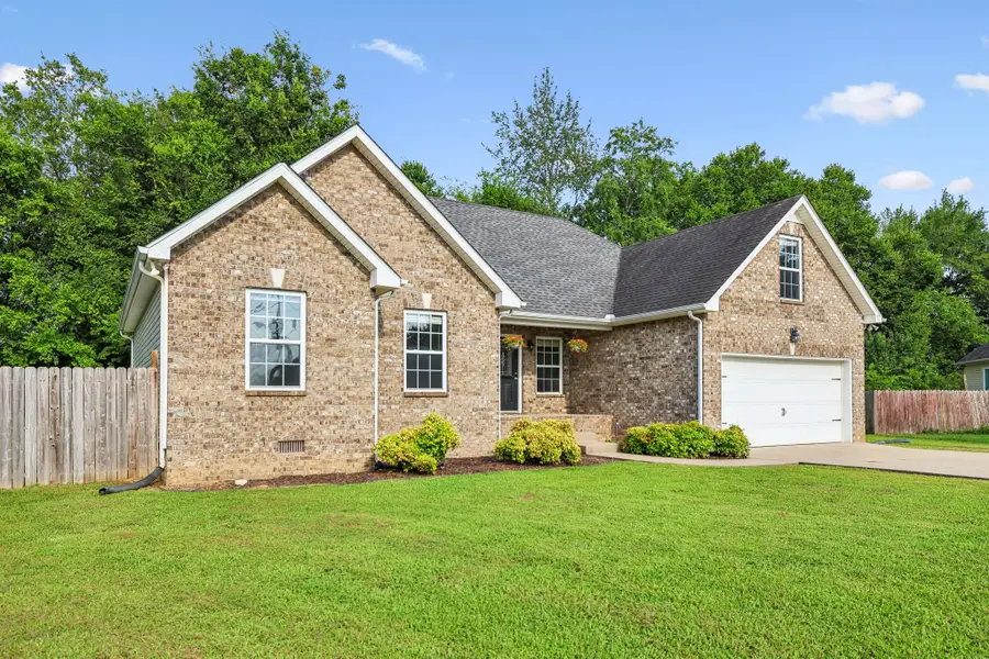 122 Raven Ct, Shelbyville, TN 37160 - #2