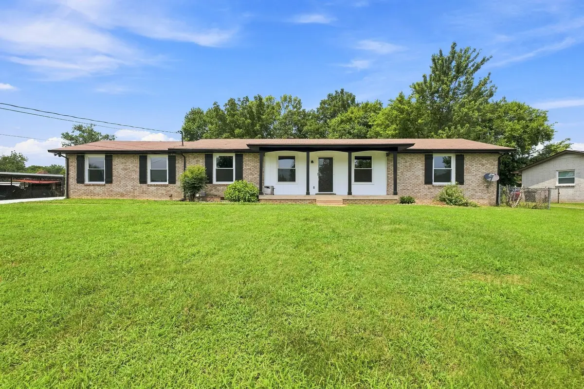 104 Lagrange Dr, Hendersonville, TN 37075 - #1