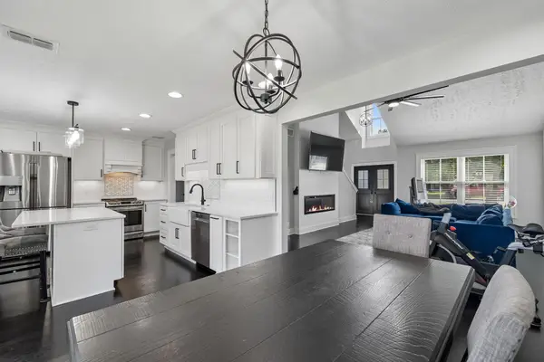 2738 Portside Ct, Murfreesboro, TN 37128