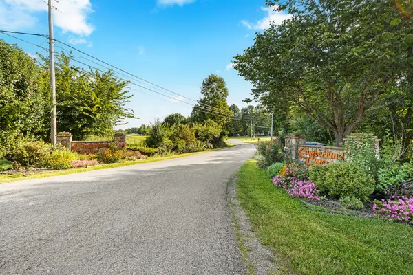 520 Cliff Park Rd, Monterey, TN 38574
