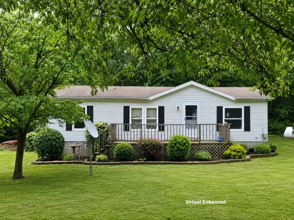 145 Edgewood Ln, Winchester, TN 37398