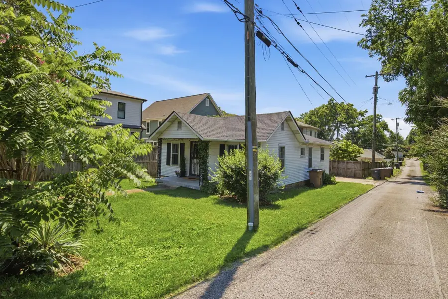 143 42nd Ave N, Nashville, TN 37209 - #2