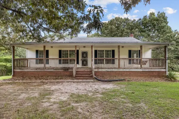 414 Valleywood Dr, Dickson, TN 37055