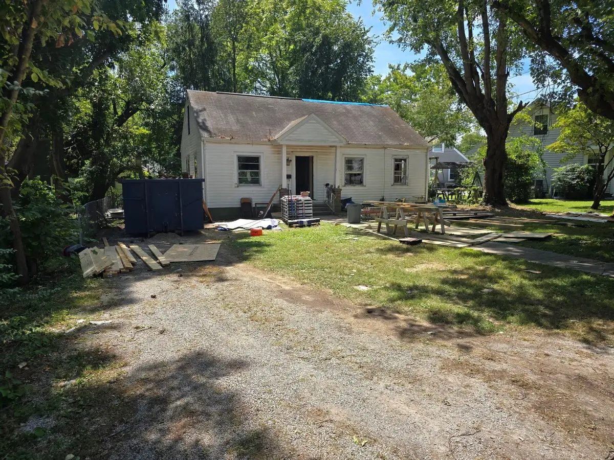 309 Crestview Dr, Hopkinsville, KY 42240 - #1