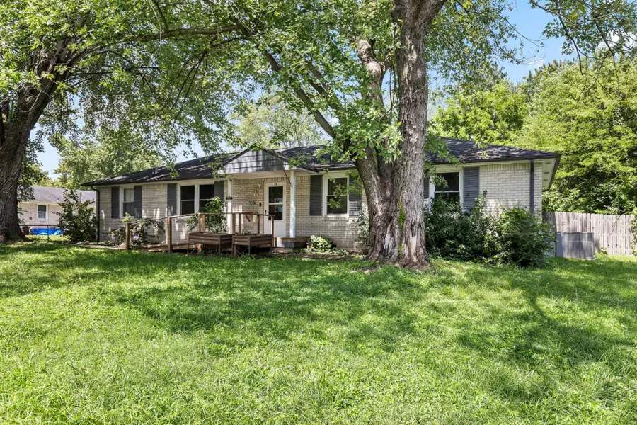 210 Nottingham Pl, Clarksville, TN 37042 - #3