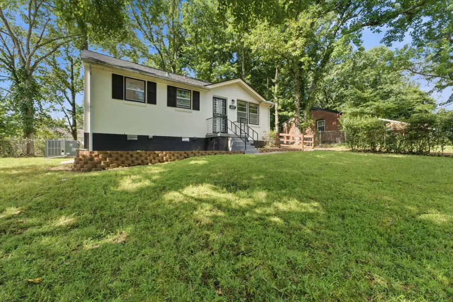 1440 Elm Hill Dr, Clarksville, TN 37040 - #3