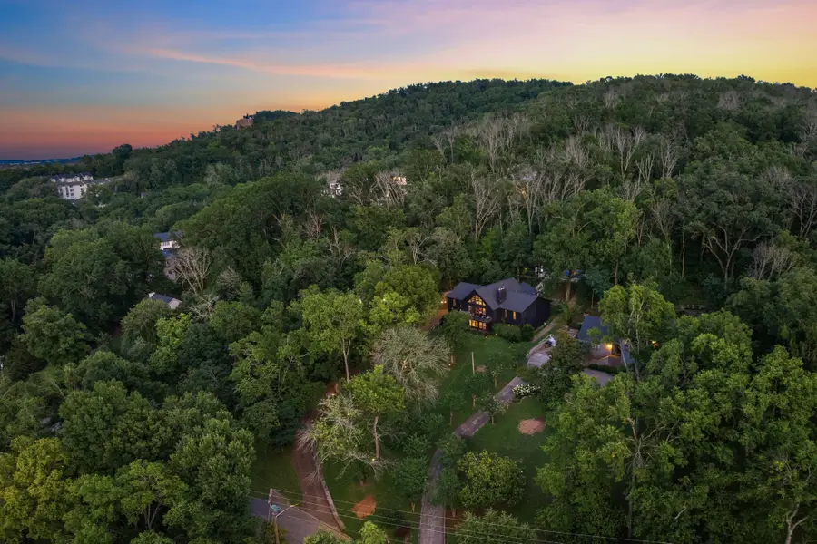 5937 Woodland Hills Dr, Nashville, TN 37211 - #2