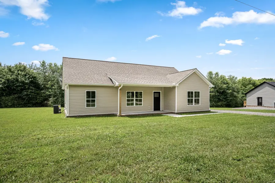 342 Underhill Rd, McMinnville, TN 37110 - #3