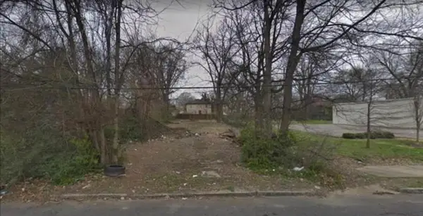 1047 Latham St, Memphis, TN 38106