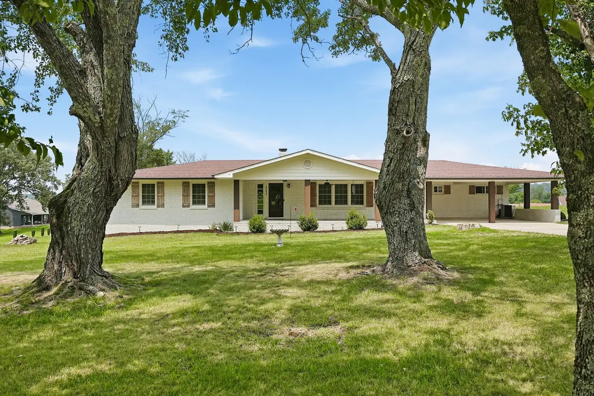 4044 W Paron Rd, Cookeville, TN 38506 - #1