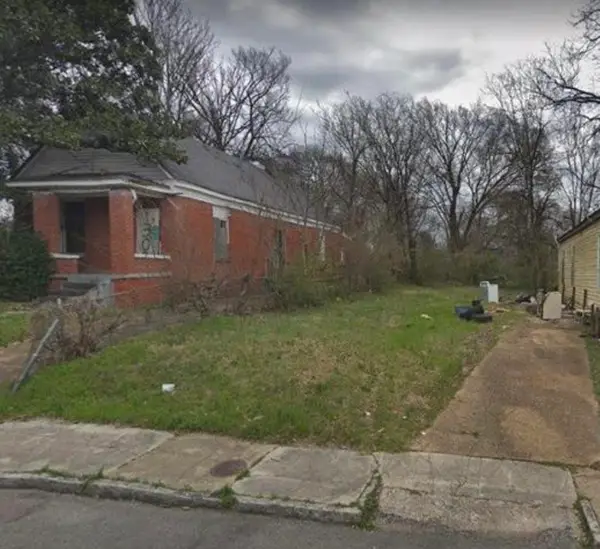 1317 S Wellington St, Memphis, TN 38106