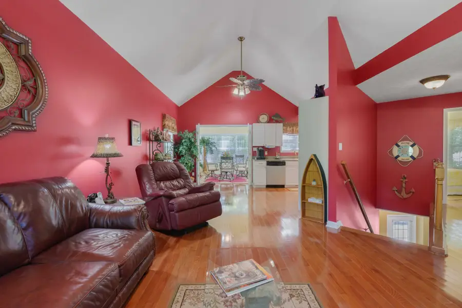 90 Happy Run Rd, Scottsville, KY 42164 - #3